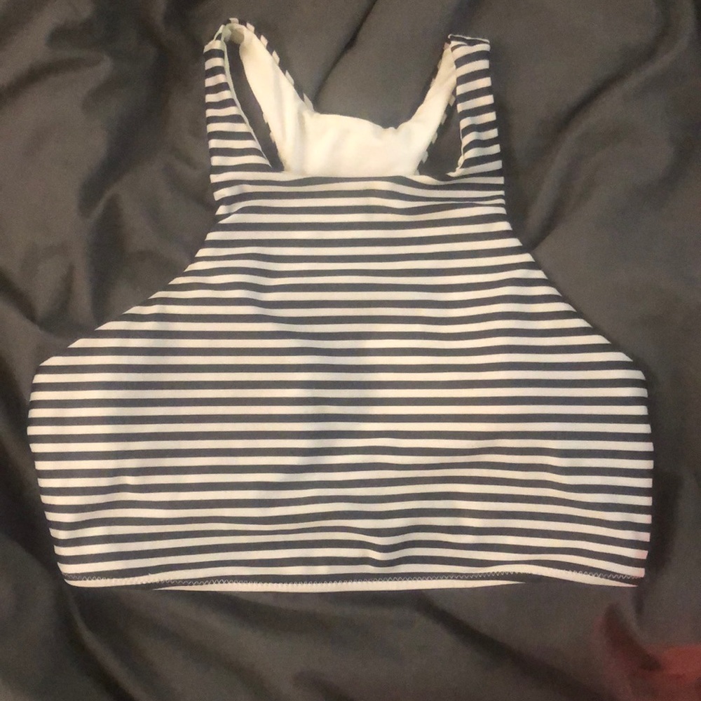 🧚🏼‍♂️striped halter bikini top